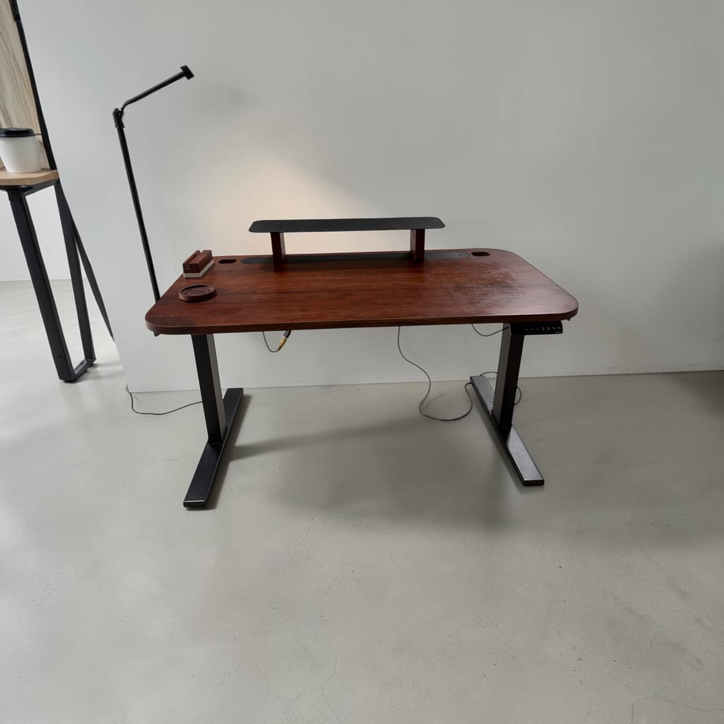 Electric Height Adjustable Office Table  image