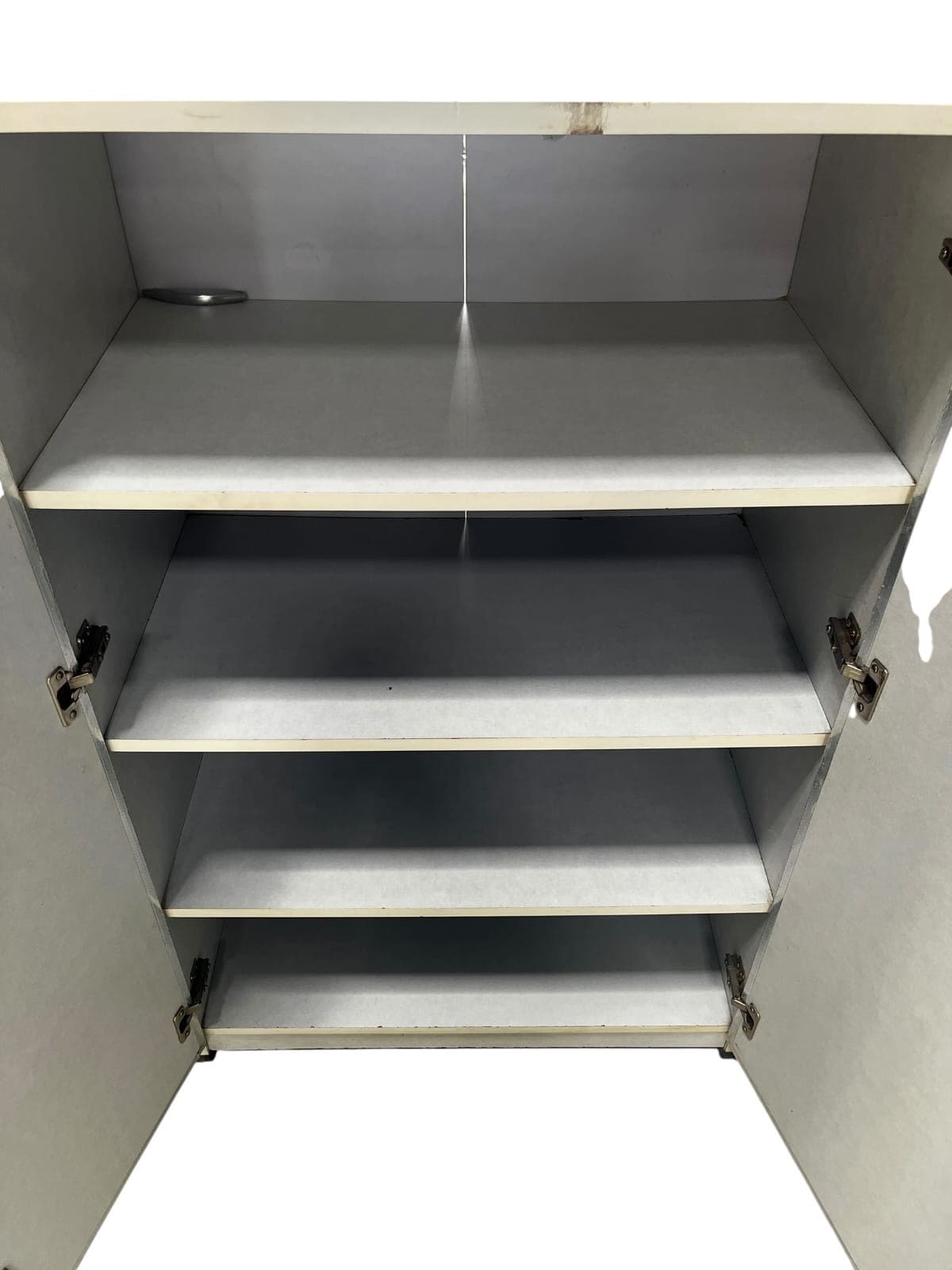 Bookshelf image