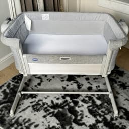 Chicco Baby Crib image
