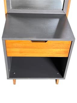 Dressing Table with Mirror image